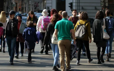 Codul Muncii 2026: Românii, liberi de Paște. Obligații majore pentru angajatori