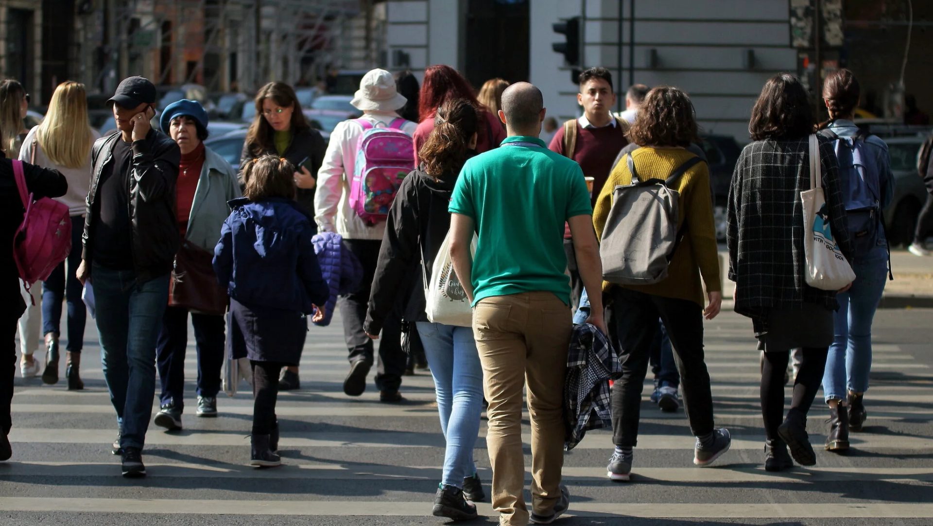 Codul Muncii 2026: Românii, liberi de Paște. Obligații majore pentru angajatori