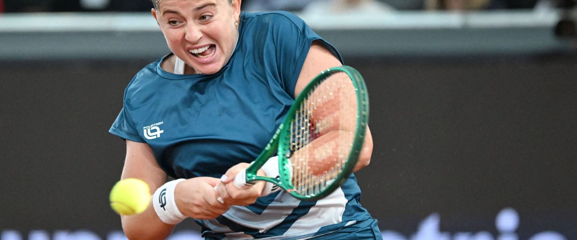 Ostapenko şi-a "ieşit din pepeni" înainte de duelul cu Ruse: "Dacă se mai întâmplă o dată, e afară! Încă o dată şi pleacă"