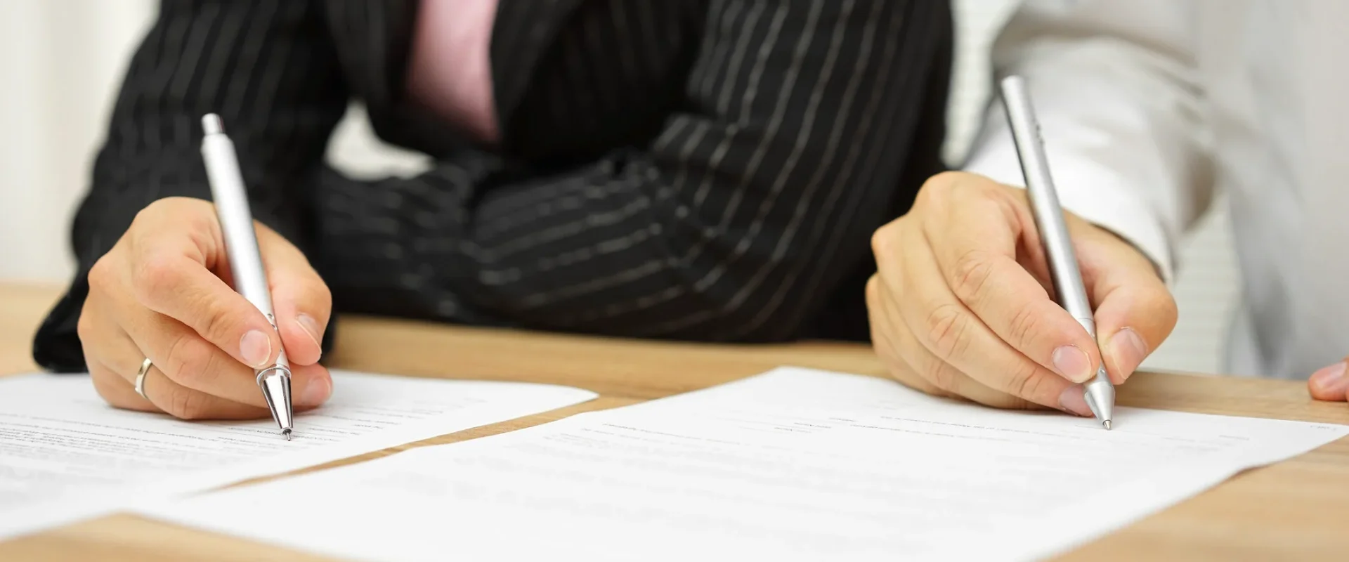 Cât te costă divorțul în România: Partajul, de la zero la sume colosale