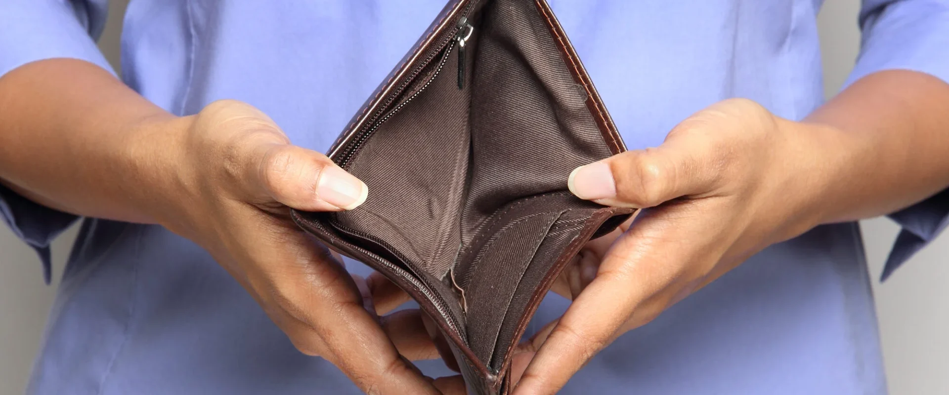 Poprire pe salariu în 2026: Cât pierdeți din venit legal în România?