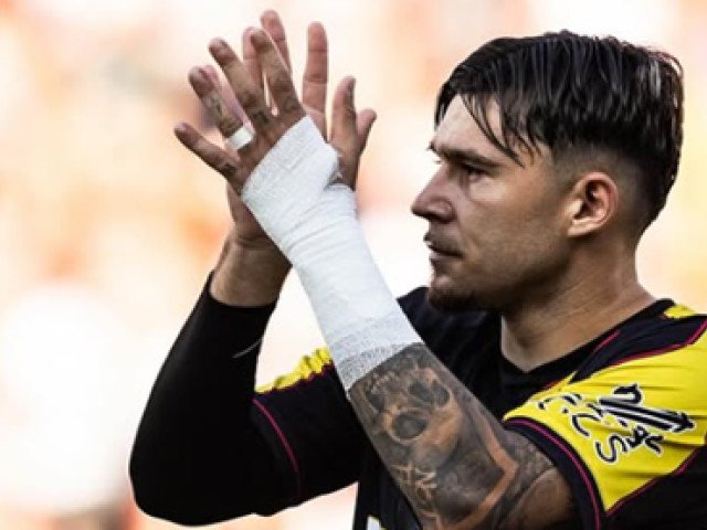 Probleme musculare pentru Andrei Rațiu, fundașul lui Rayo Vallecano Fundașul dreapta român Andrei Rațiu se confruntă cu probleme musculare și riscă să rateze meciul din Conference League cu AEK Atena