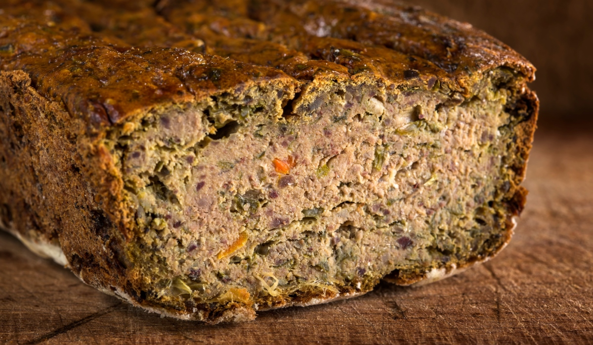 Delicios drob de post: Ciuperci, spanac și leurdă, o rețetă de succes