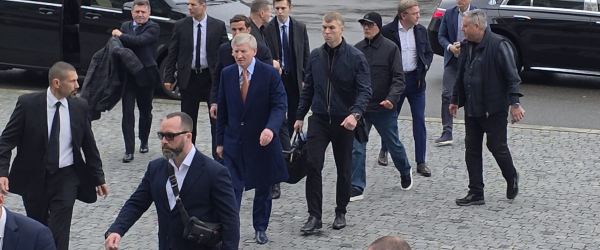 Ahmetov, miliardarul ucrainean, la București pentru Lucescu: „Un mare antrenor”