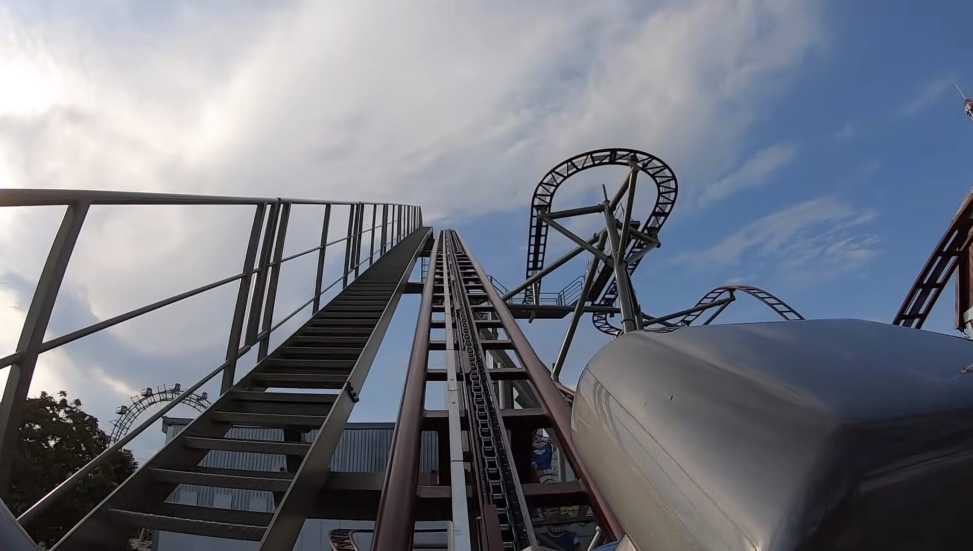 Cinici răniți într-un accident la un rollercoaster din Viena