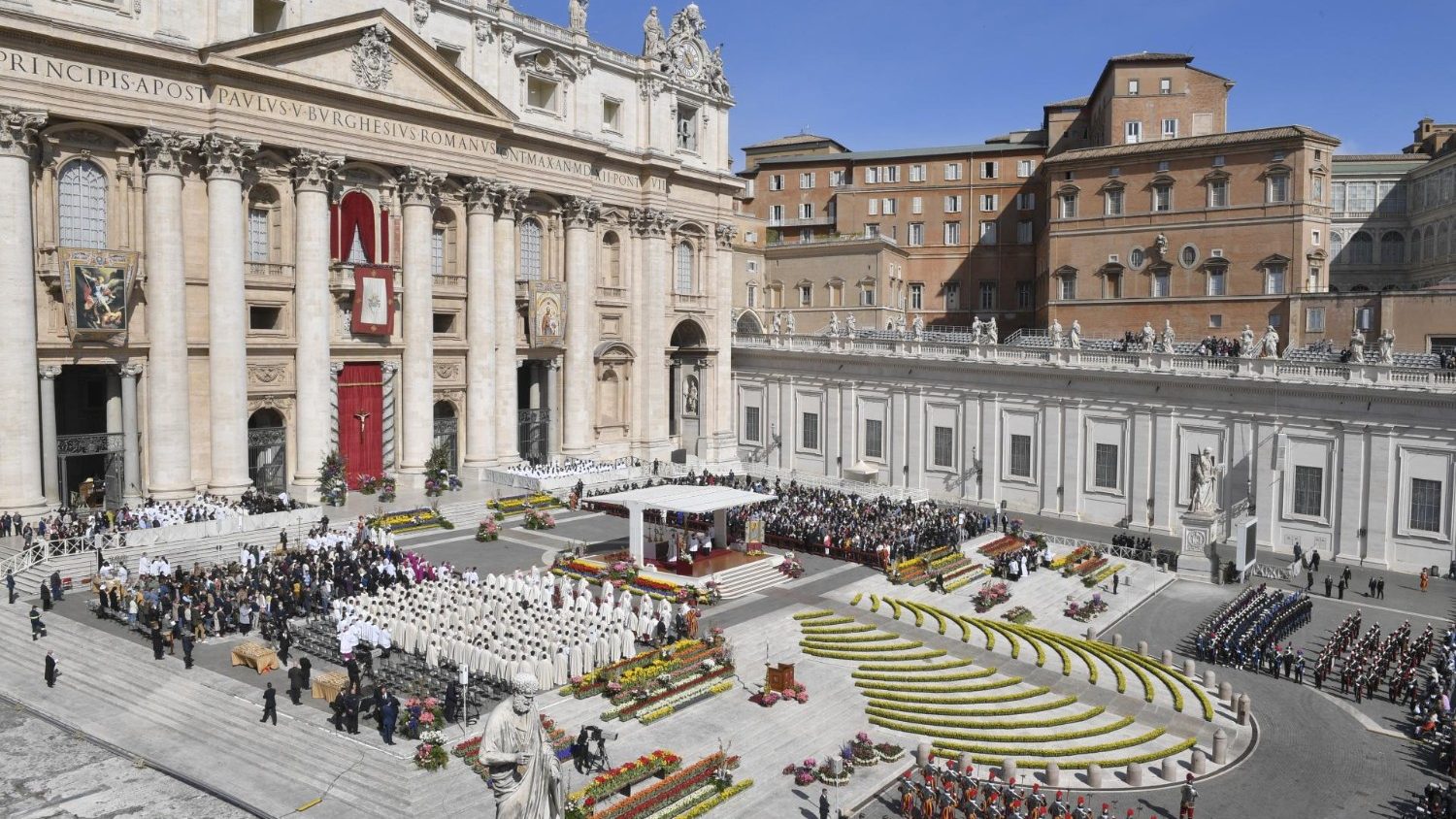 TVR transmite în direct ceremoniile pascale de la Vatican, prezidate de Papa Leon al XIV-lea Televiziunea Română (TVR) va oferi telespectatorilor români posibilitatea de a urmări în direct ceremoniile pascale de la Vatican, prezidate de Papa Leon al XIV-lea