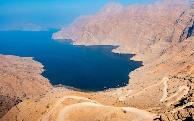 Iranul închide Strâmtoarea Ormuz, acuzând SUA de încălcarea armistițiului