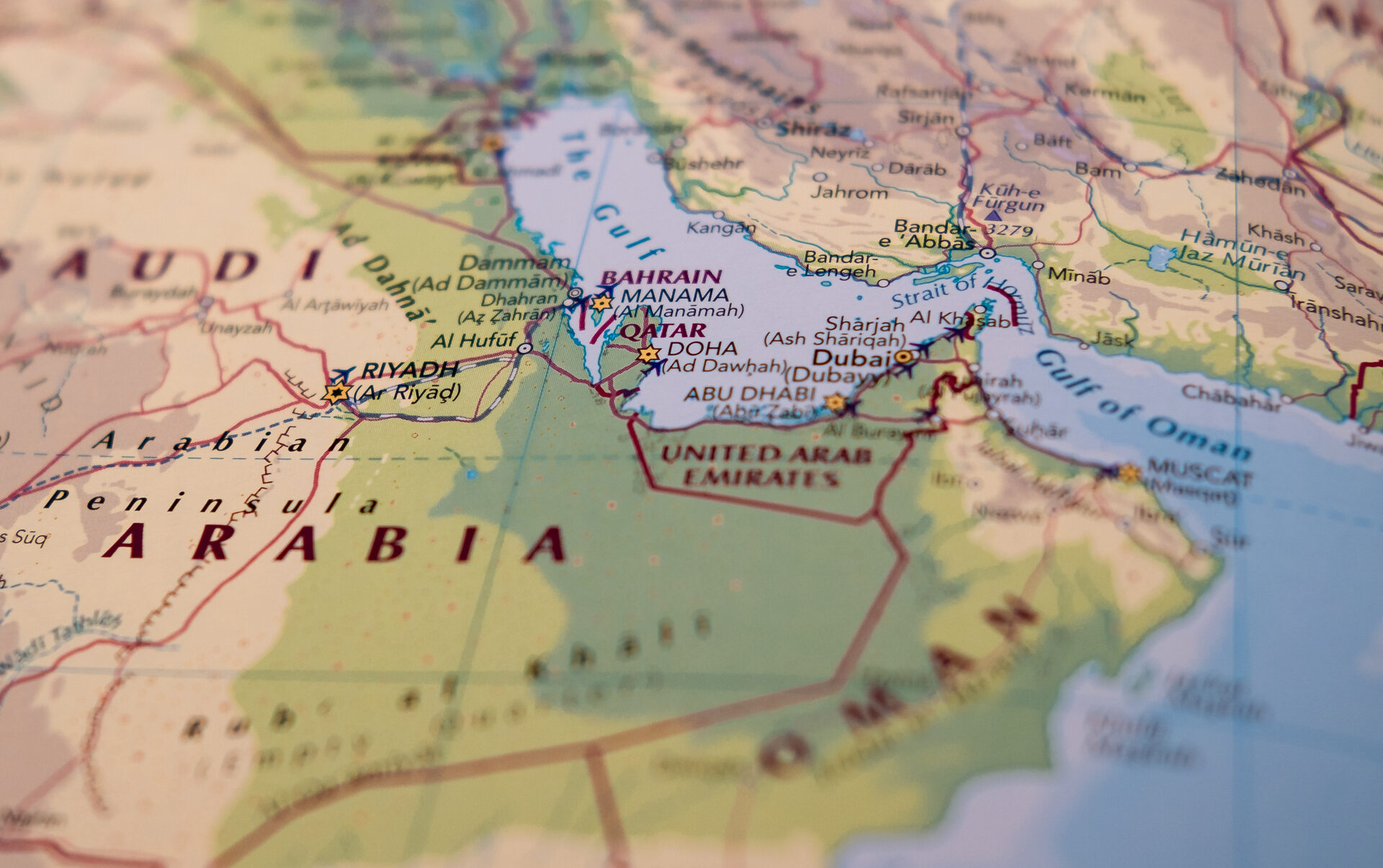 Iranul deschide Strâmtoarea Ormuz: Navele pot trece prin apele din Oman