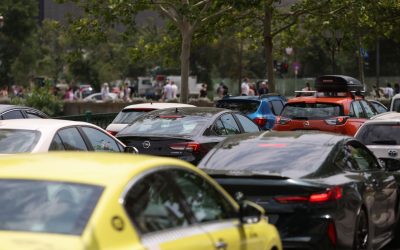 Românii, mai mulți cu CASCO în 2025, deși prețurile au explodat. Top 5 asigurări schimbat