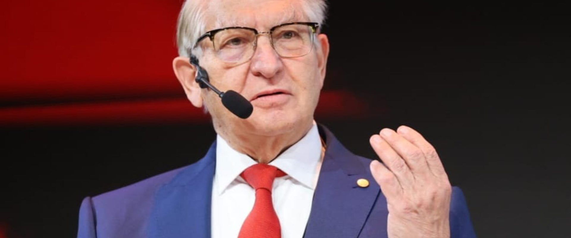 Când mâncăm cozonac și miel? Medicul Vlad Ciurea dă ora exactă pentru Paște