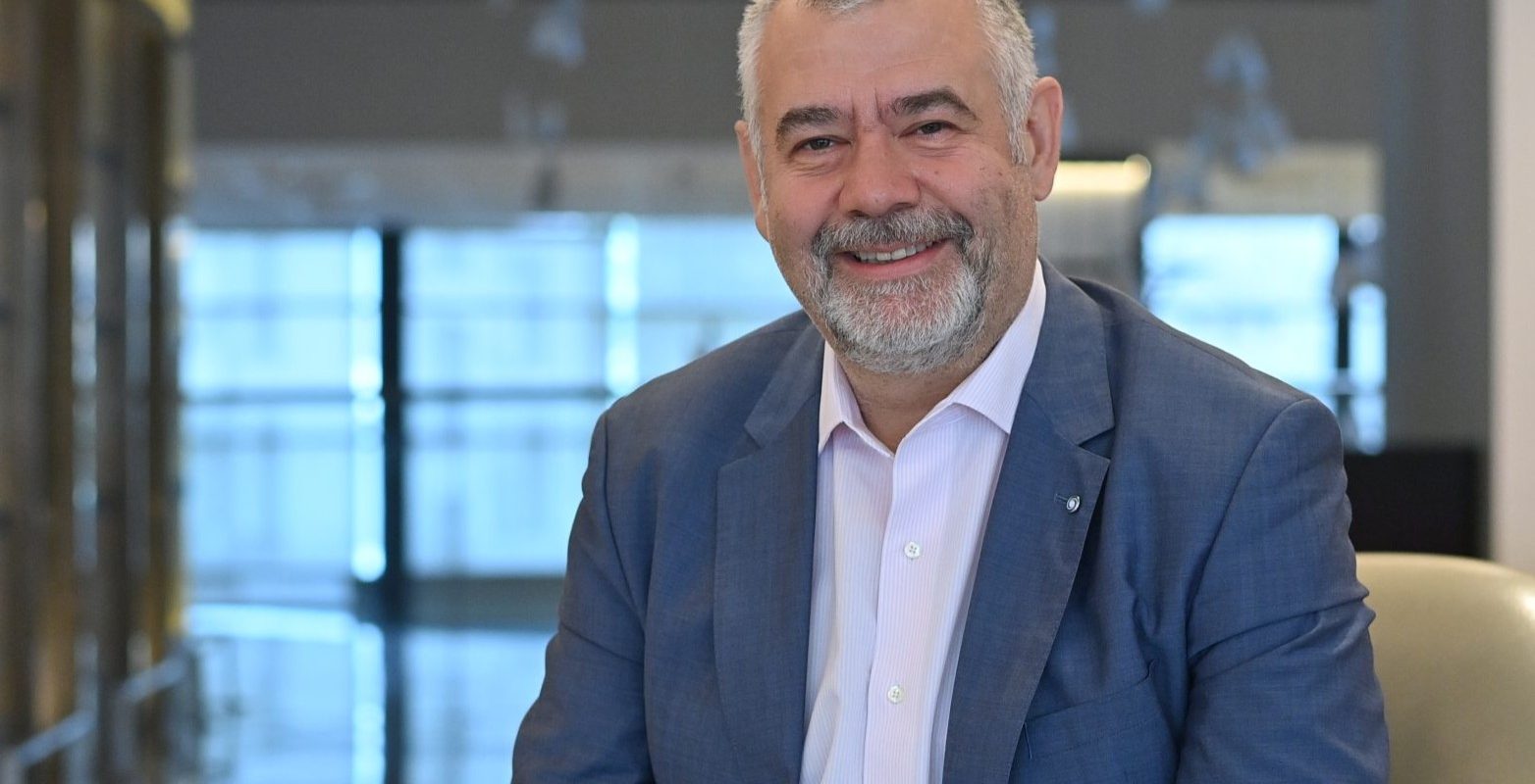 Arobs finalizează fuziunea: Simplificare majoră a structurii grupului