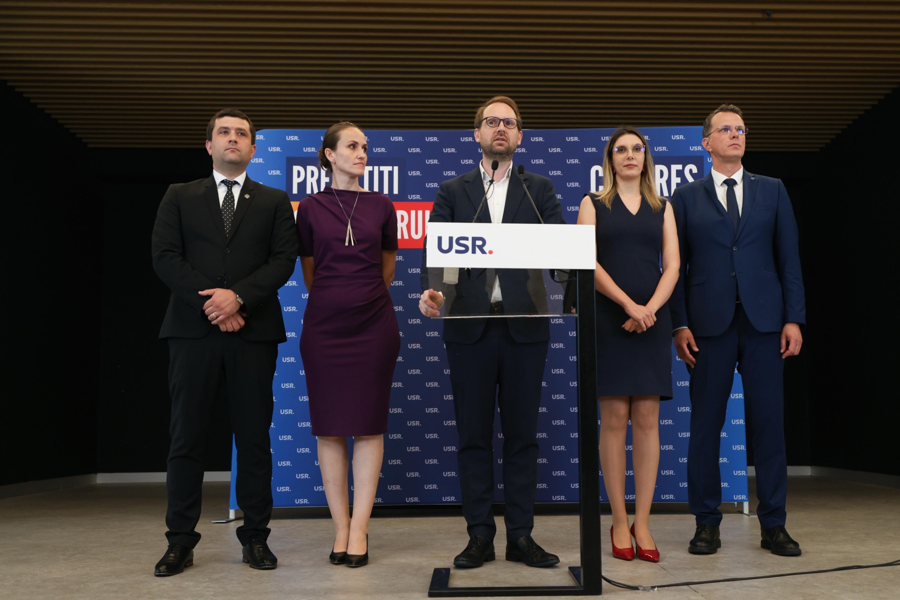 Șoc la Palat: Val de susținere pentru Bolojan și miniștrii reformiști