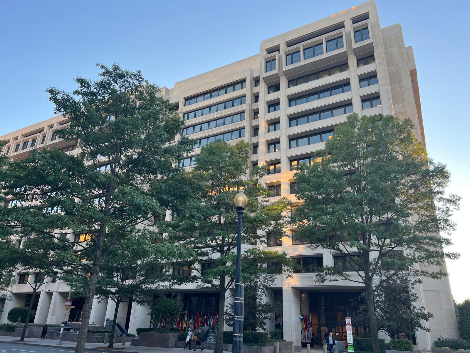 FMI, semnal de ALARMĂ: Recesiune globală la orizont, estimează scădere economică