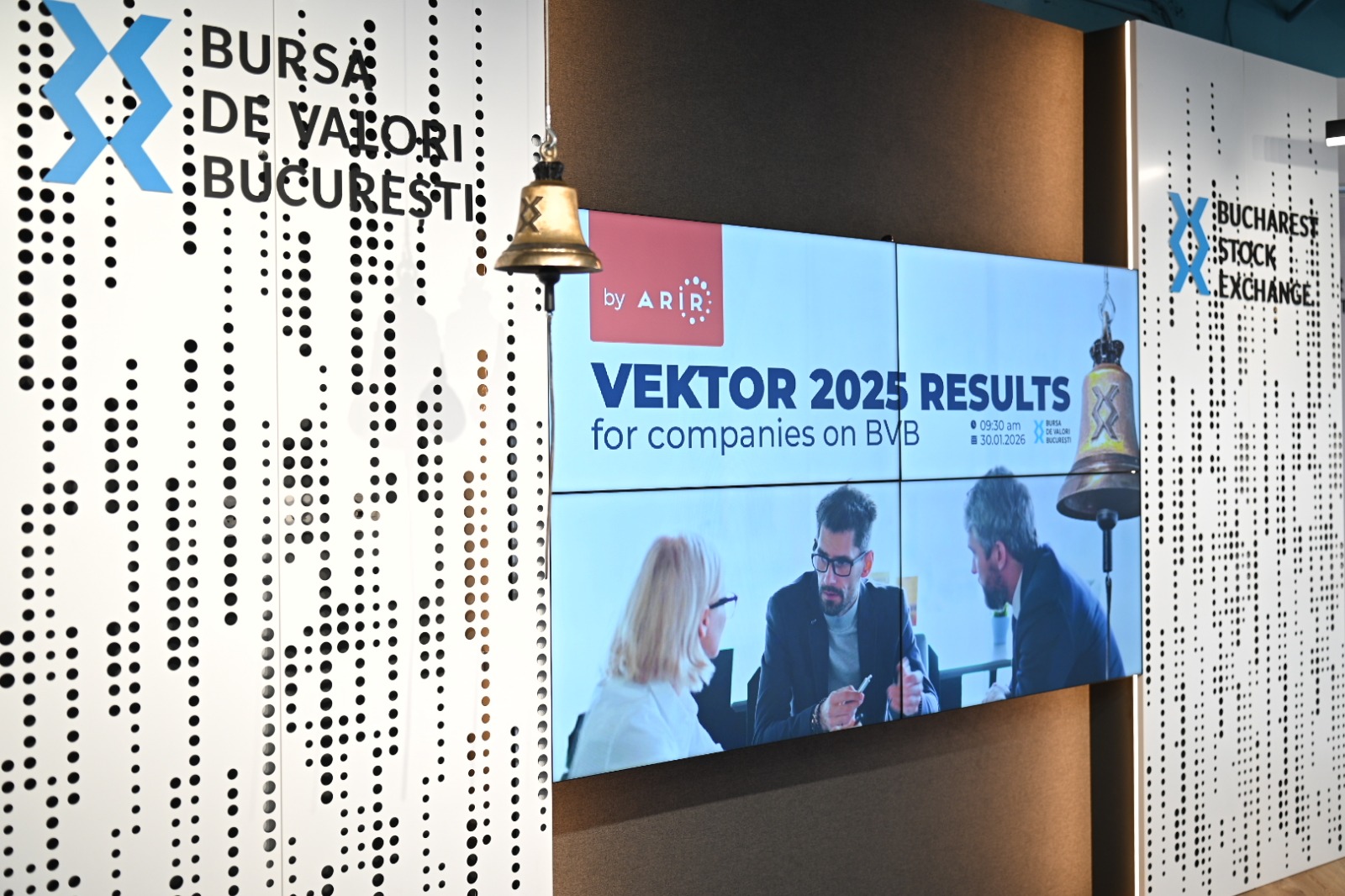 VEKTOR dispare de pe BVB: Emitenții decid scorurile, nu bursa