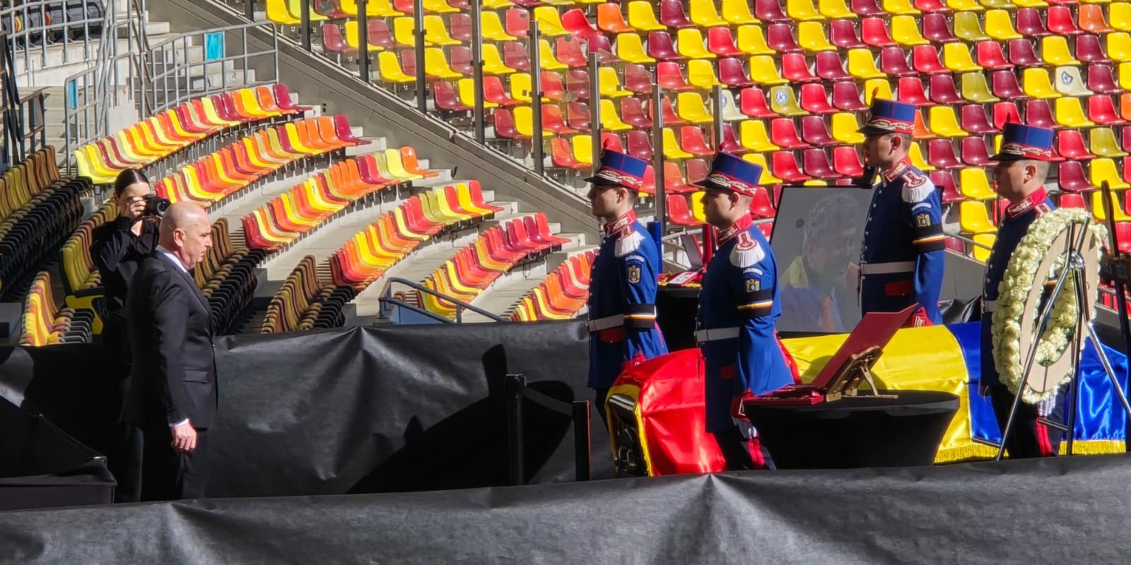 Ultima zi pentru omagiul adus lui Mircea Lucescu pe Arena Națională