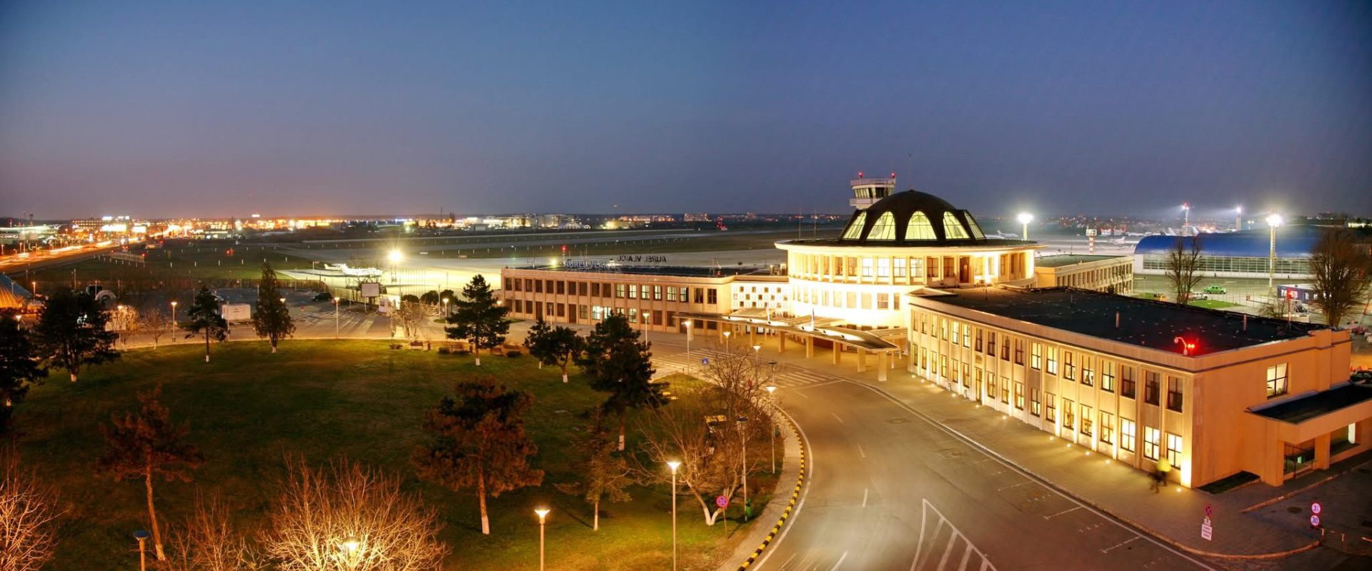 Trei oferte pentru modernizarea Aeroportului Băneasa, contract de 7,43 milioane lei