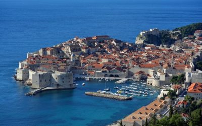 Wizz Air lansează o nouă cursă din România. Zboruri direct către Dubrovnik în această vară de la București