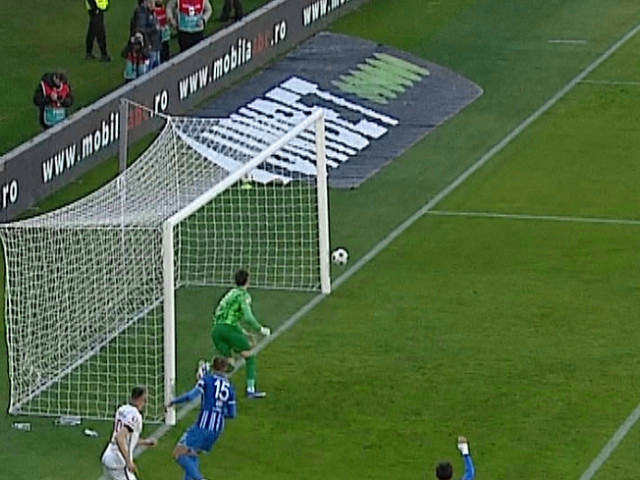 Hermannstadt și Farul, egal dramatic 0-0: Gustavo, aproape de autogol, Munteanu salvator