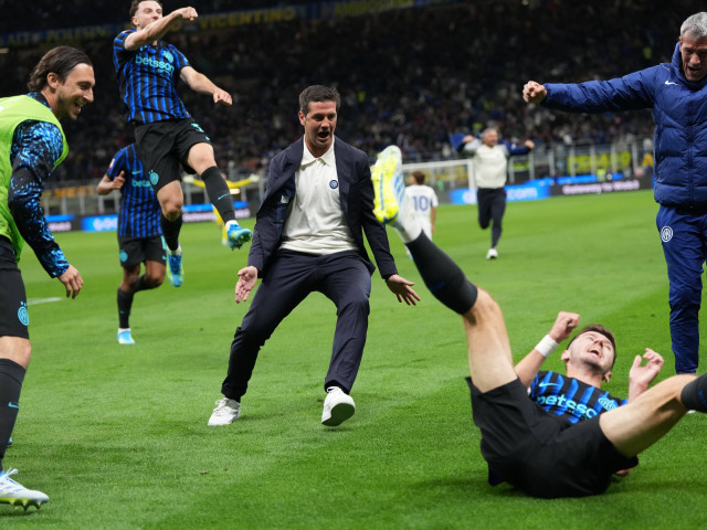 Chivu, aplaudat în Italia: Inter se califică în finală, după „remontada”!