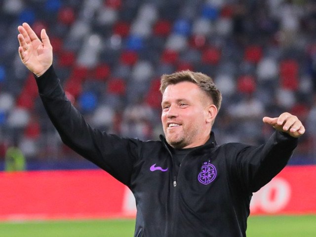 Mihai Pintilii, pe cale să revină în fotbal? Negocieri avansate pentru o nouă provocare Mihai Pintilii, fostul căpitan al echipei Steaua București, ar putea reveni în fotbal în curând