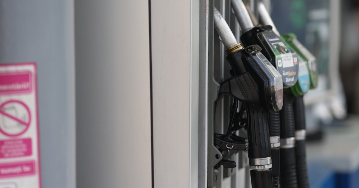 ANAF, control inopinat la benzinării: 122.000 lei bunuri, CONFISCATE!