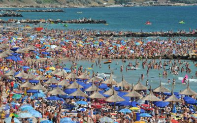 Mai mulți europeni aleg vacanțe low-cost: România, marele câștigător