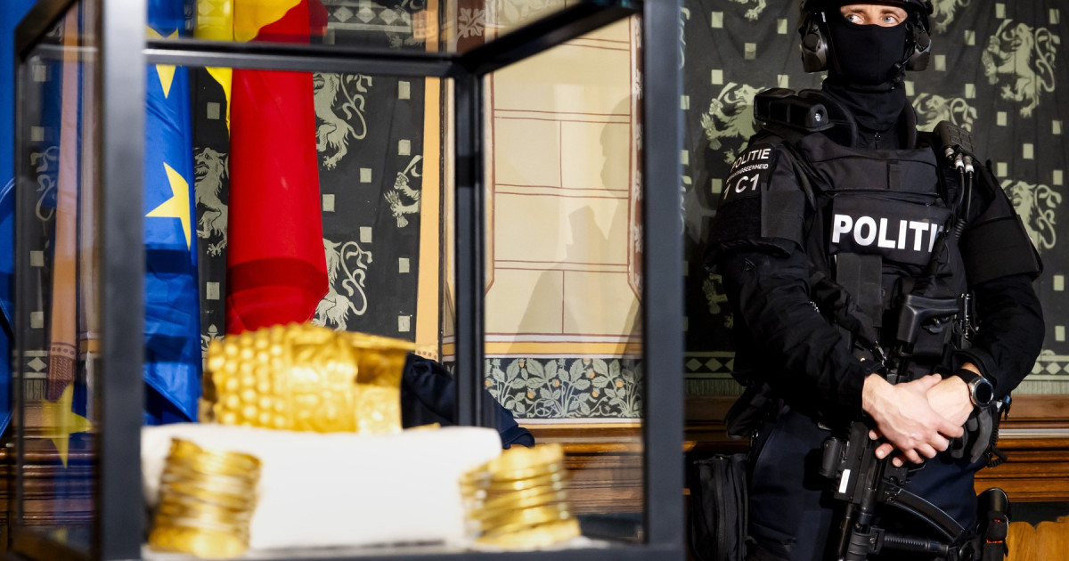 Coiful de la Coțofenești și brățări dacice, acasă: Tezaurul, repatriat după jaf