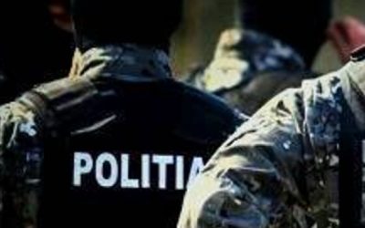 Zeci de percheziții în București și Ilfov: Contrabandă cu AUR, 16 kg de bijuterii ridicate