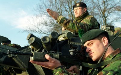 Tinerii din Europa refuză să lupte: De ce nu apără o țară care nu-i apără?