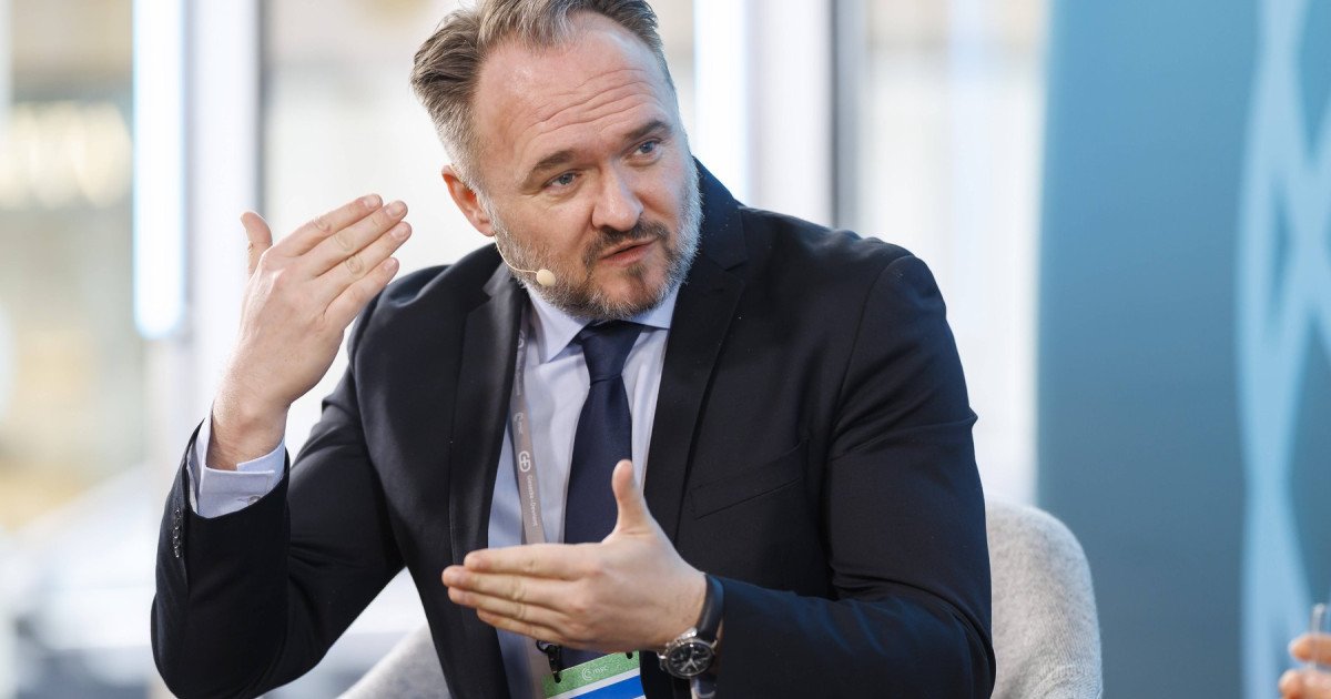 UE se pregătește pentru posibile penurii de combustibili: măsuri de criză, inclusiv limitarea călătoriilor, pe masă Uniunea Europeană ia în calcul reactivarea măsurilor de urgență energetică folosite în 2022