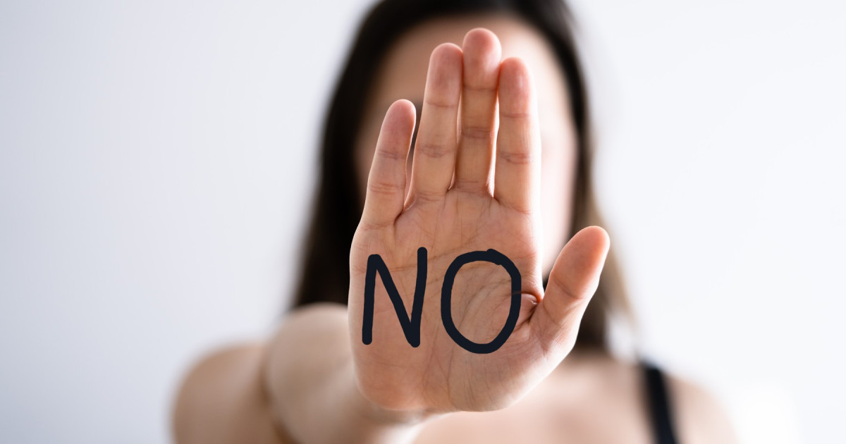Lege anti-hărțuire sexuală: Aviz favorabil de la CES, chiar și în afara muncii