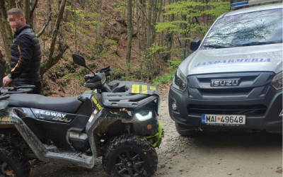 Tineri de 20 de ani, accident GRAV cu ATV în Vâlcea: Au căzut de la 8 metri