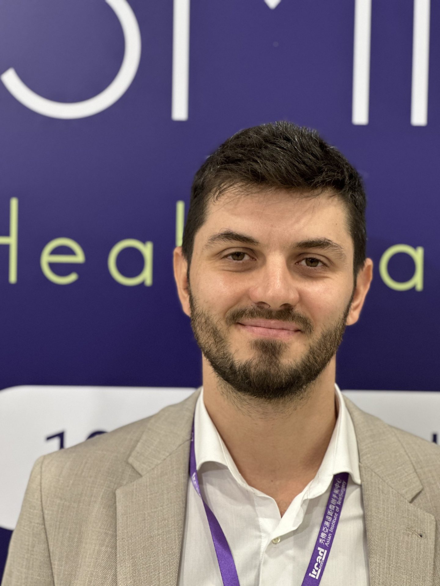 A absolvit recent programul Executive MBA al unei instituții de învățământ de prestigiu, iar acum antreprenorul ALEX NEGoiȚĂ-TIU, fondatorul BENOLI TECH, detaliază viziunea sa strategică