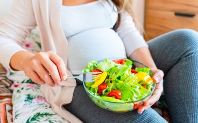Ce mănâncă gravidă? Ghid esențial pentru viitorii părinți în România
