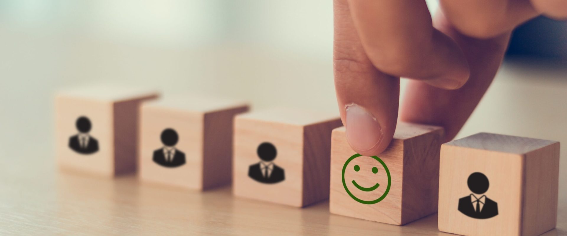 Zilele libere legale în Europa: Beneficii pentru angajați, costuri pentru economii Europa se confruntă cu o dilemă economică: echilibrarea beneficiilor pentru angajați oferite de zilele libere legale cu potențialele pierderi de producție