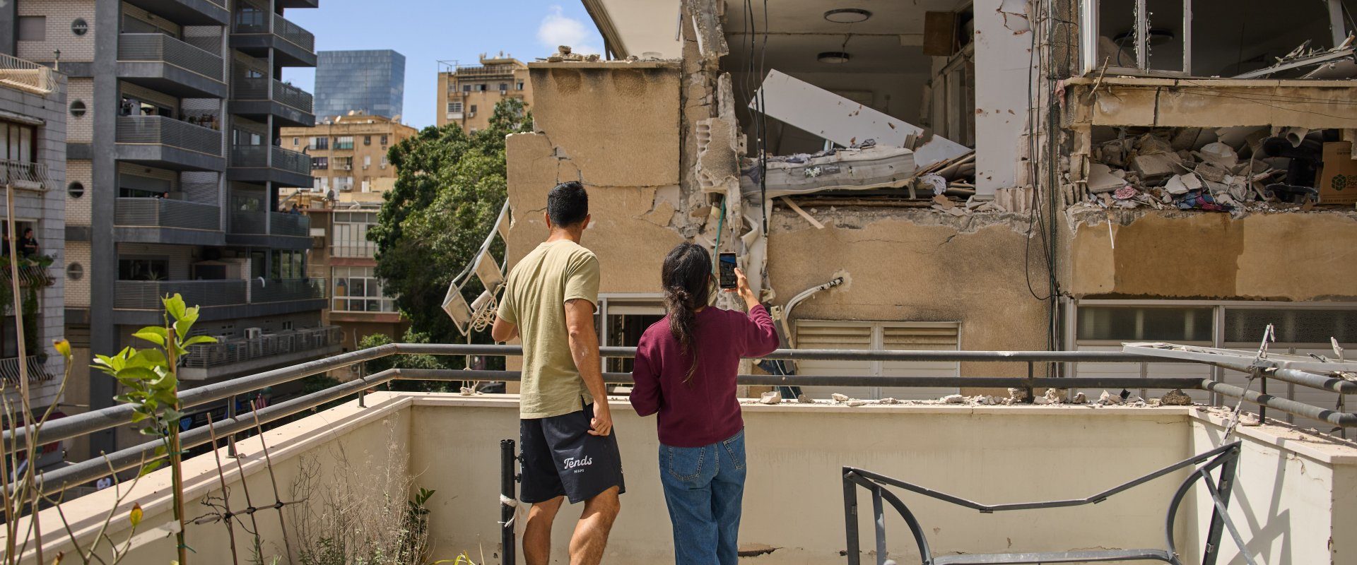 Hezbollah și Houthi se alătură Iran în atacul asupra Israel în conflictul Israel-palestina