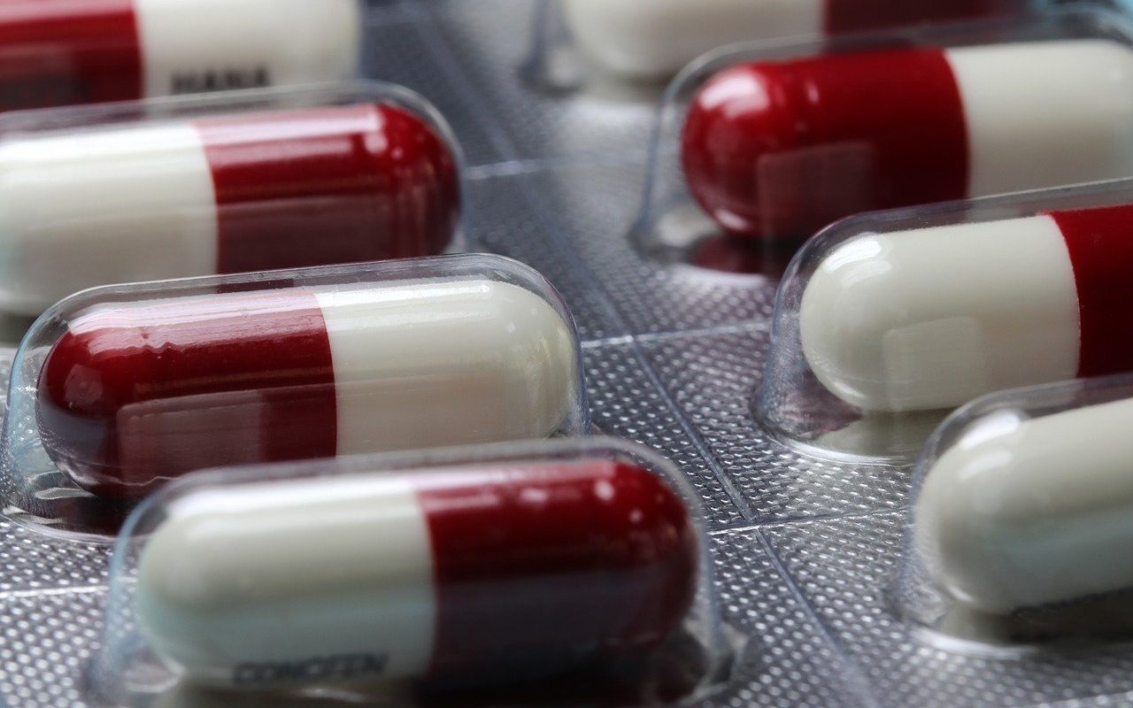Secetele prelungite, amplificate de schimbările climatice, ar putea accelera dezvoltarea bacteriilor rezistente la antibiotice, conform unui studiu recent