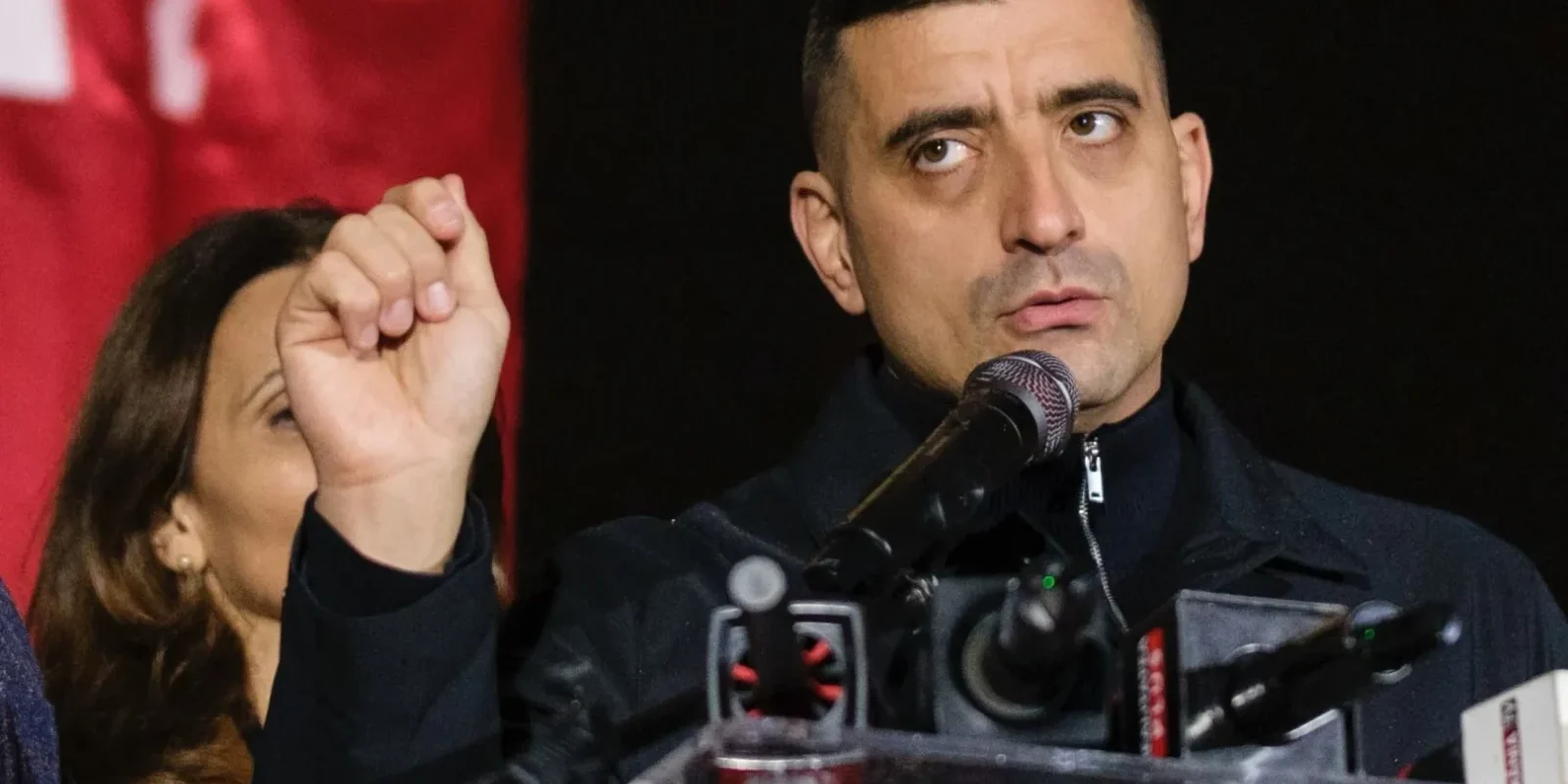 Magyar, atac furibund la Simion: „A dansat pe mormintele eroilor”