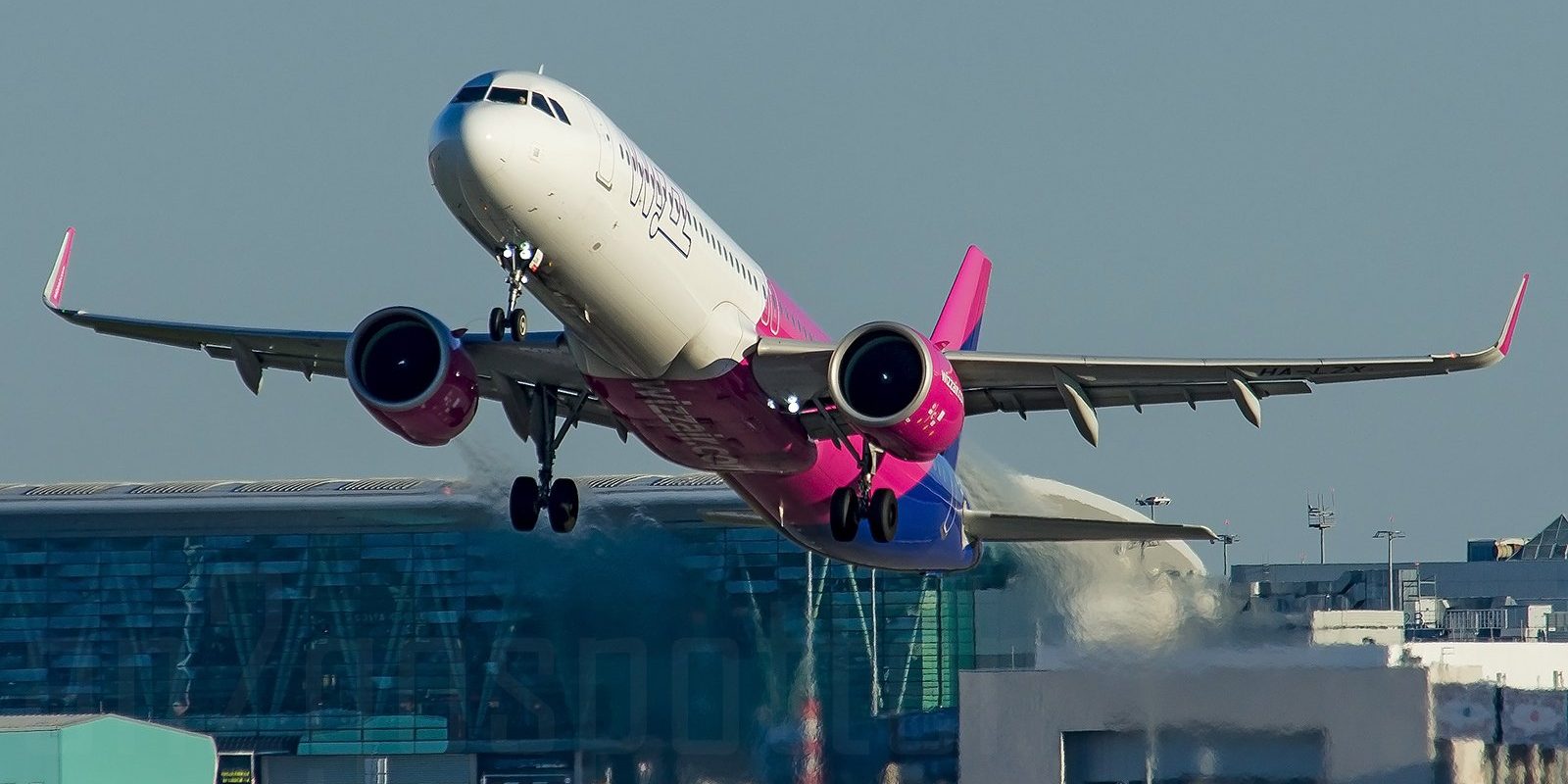 Wizz Air dă lovitura: Zboruri spre Croația, direct de pe Otopeni, din iulie