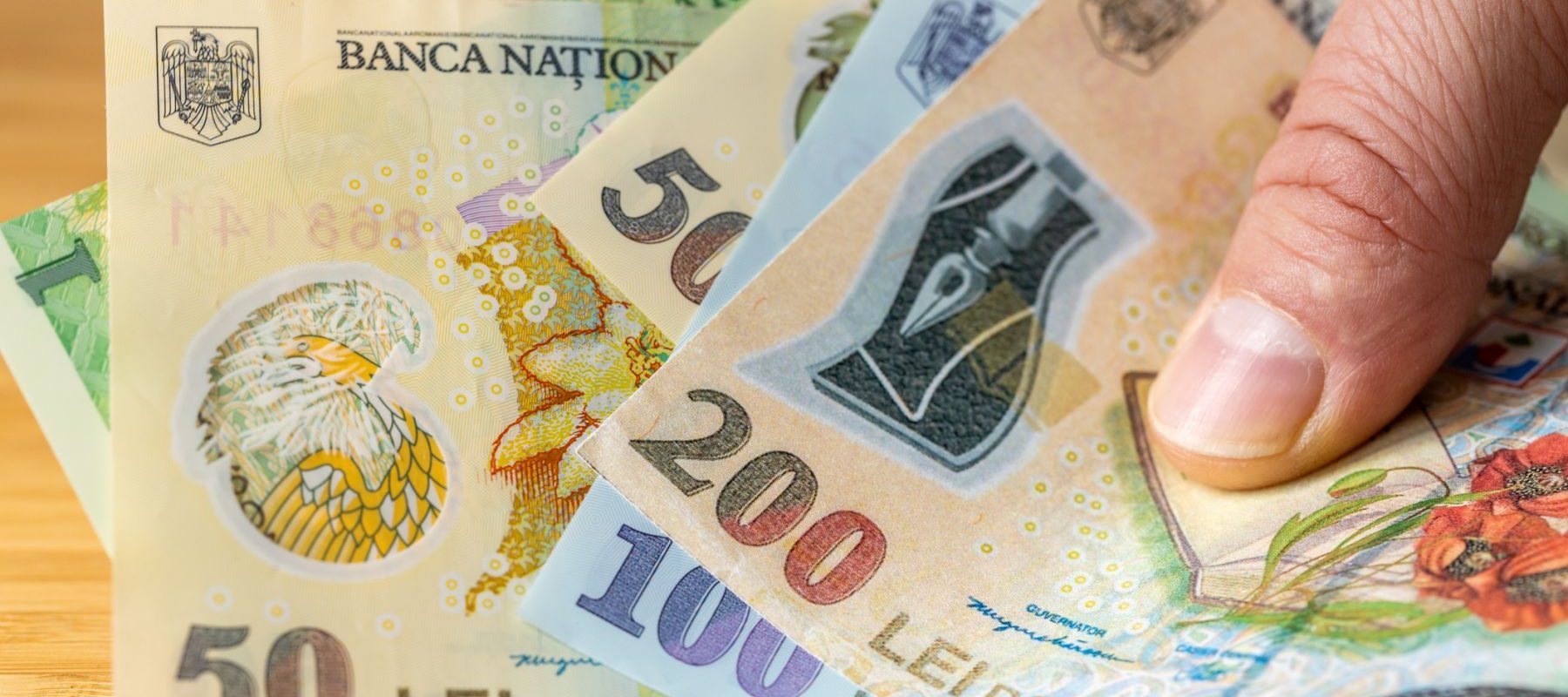 Câți români au pensie specială în februarie? Recordul lunar: Peste 25.000 de lei!