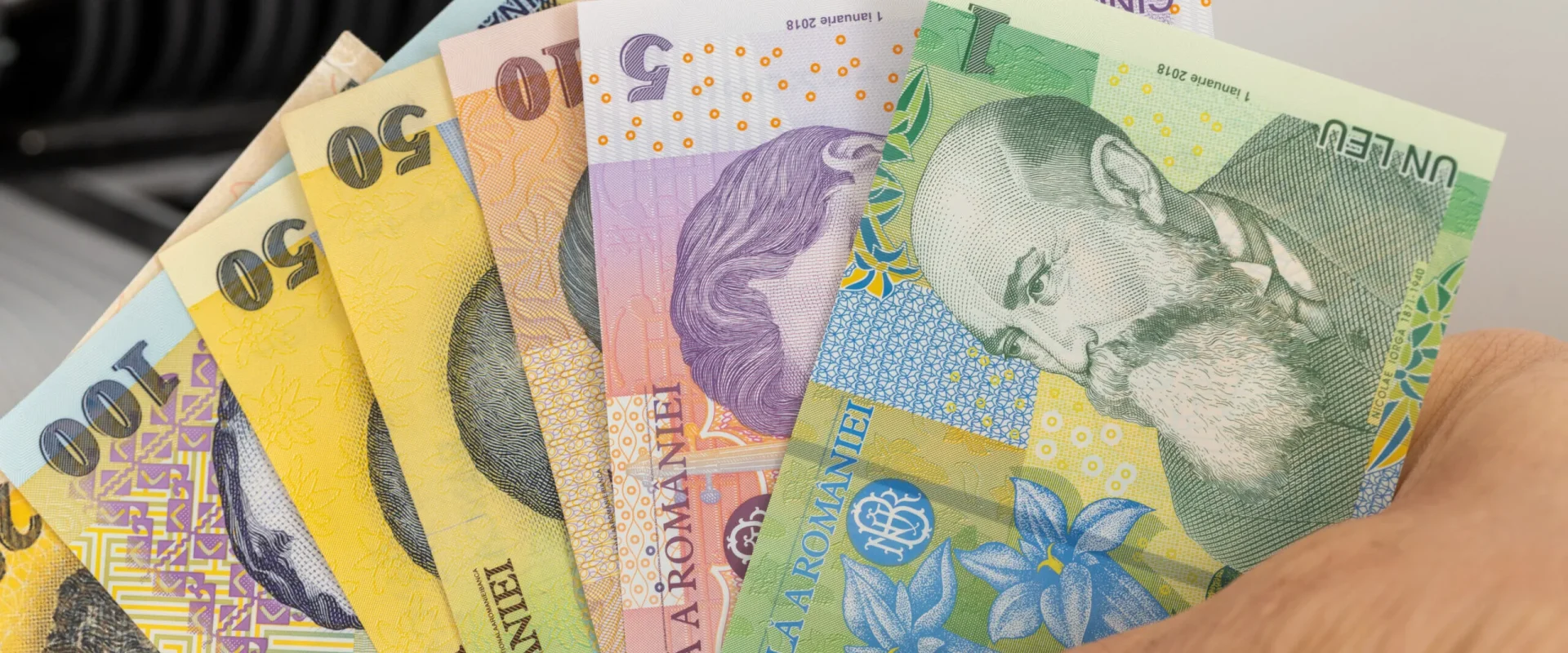 Românii, fără bani de Paște: APIA amână plățile. Când intră subvențiile