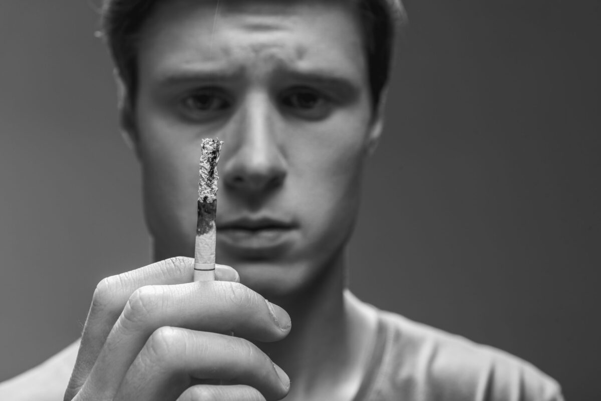 Obiceiurile BĂRBAȚILOR care distrug FERTILITATEA: AVERTISMENT important