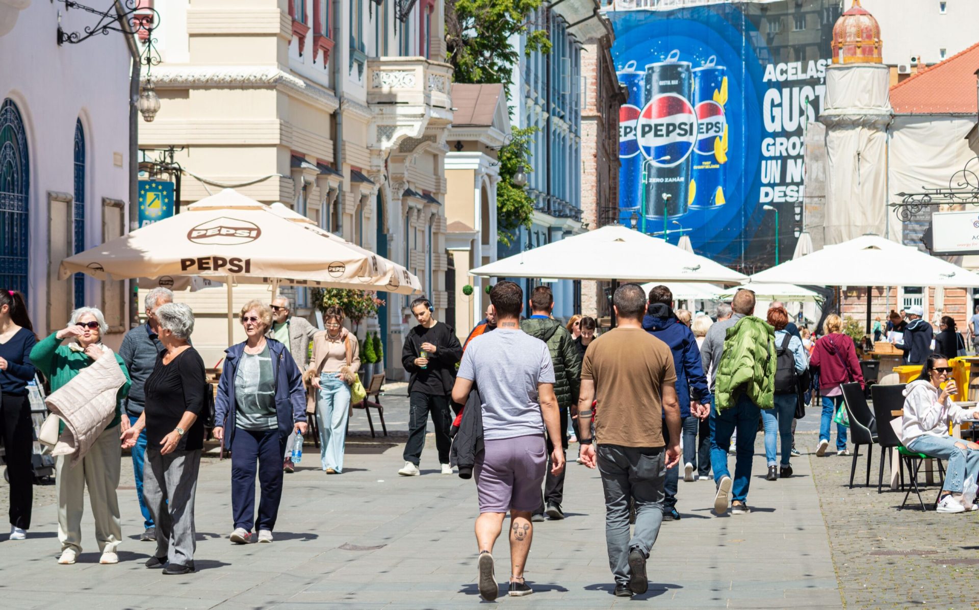 Muncă în România: Bărbații avantajați față de femei – un decalaj serios