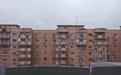 Blocuri: Românii, direct responsabili de ce se întâmplă la vecini!