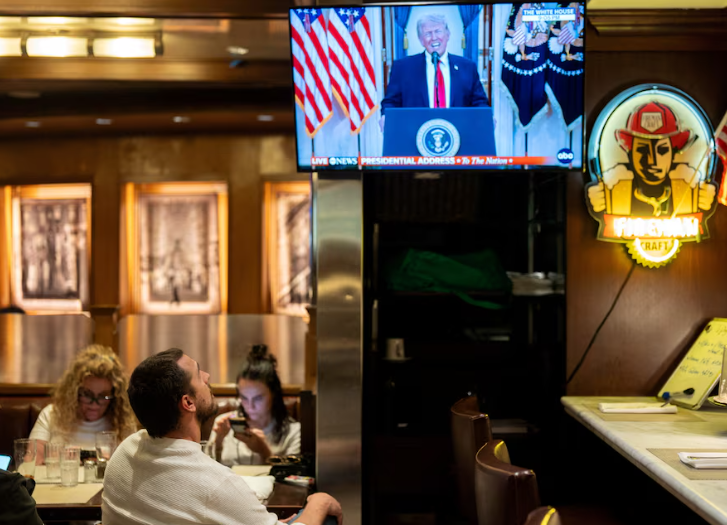 Administrația Trump propune un buget de apărare masiv, orientat spre competiția cu China WASHINGTON – Administrația fostului președinte american, DONALD Trump, a înaintat vineri CONGRESULUI SUA un proiect de buget impresionant, ce prevede o creștere substanțială a fondurilor alocate apărării