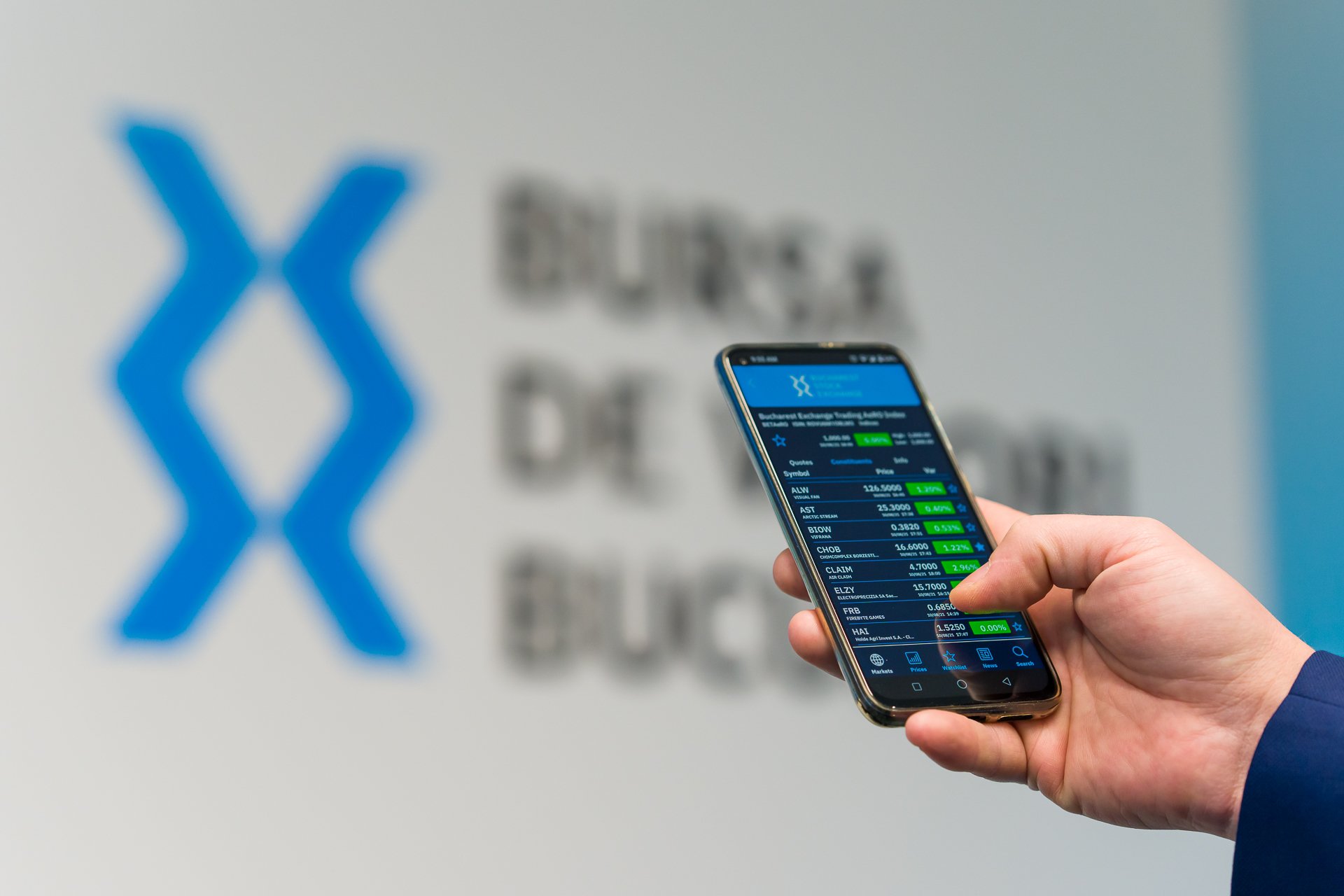 Bursa de la București sfidează Europa: Nuclearelectrica, afaceri de 130 mil lei, sphera +8%