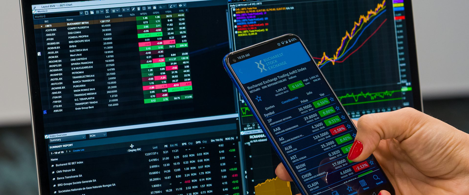 Bursă: Analiștii pun OMV Petrom sub preţul actual, avertisment pentru investitori