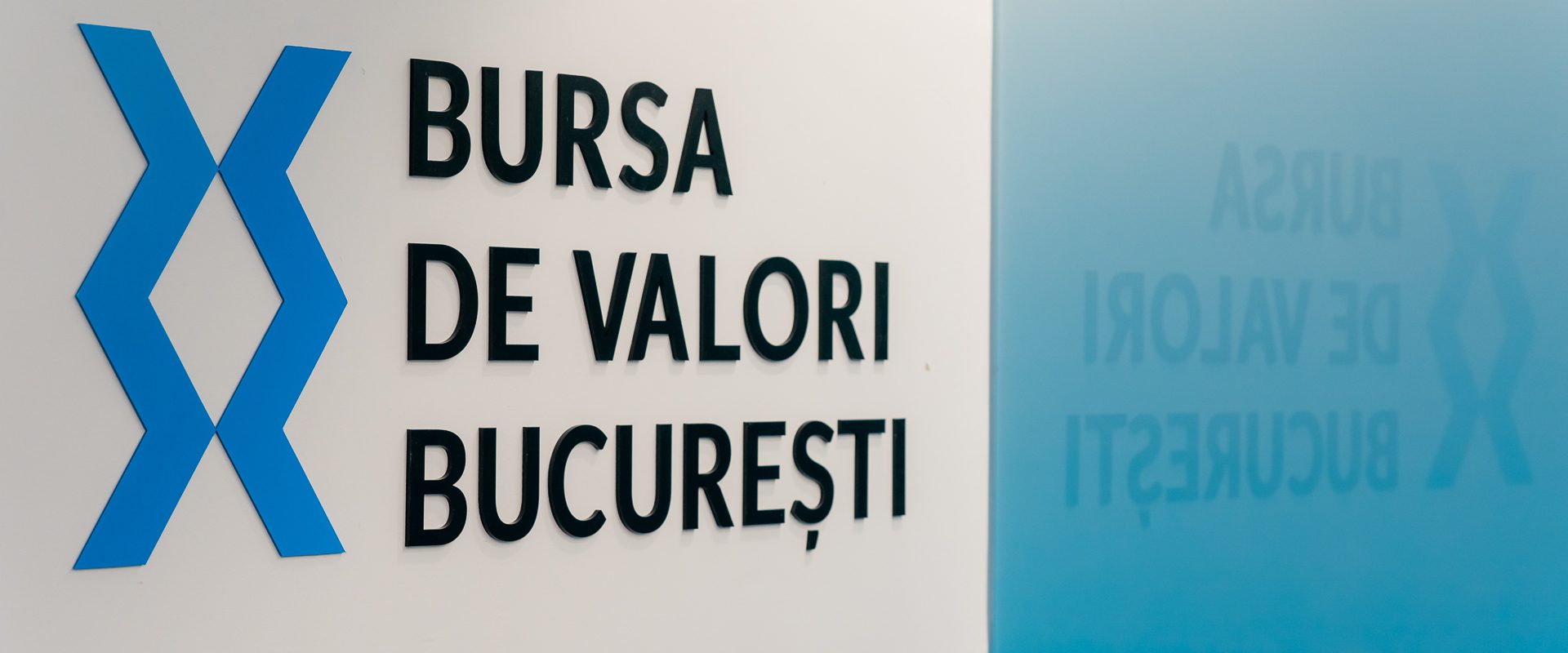 Hidroelectrica și Banca Transilvania, pe val la Bursă. BET, aproape de record