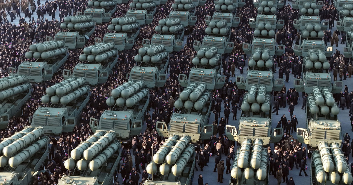 Coreea de Nord șochează: Noi rachete spre mare. Seul, reuniune de urgență