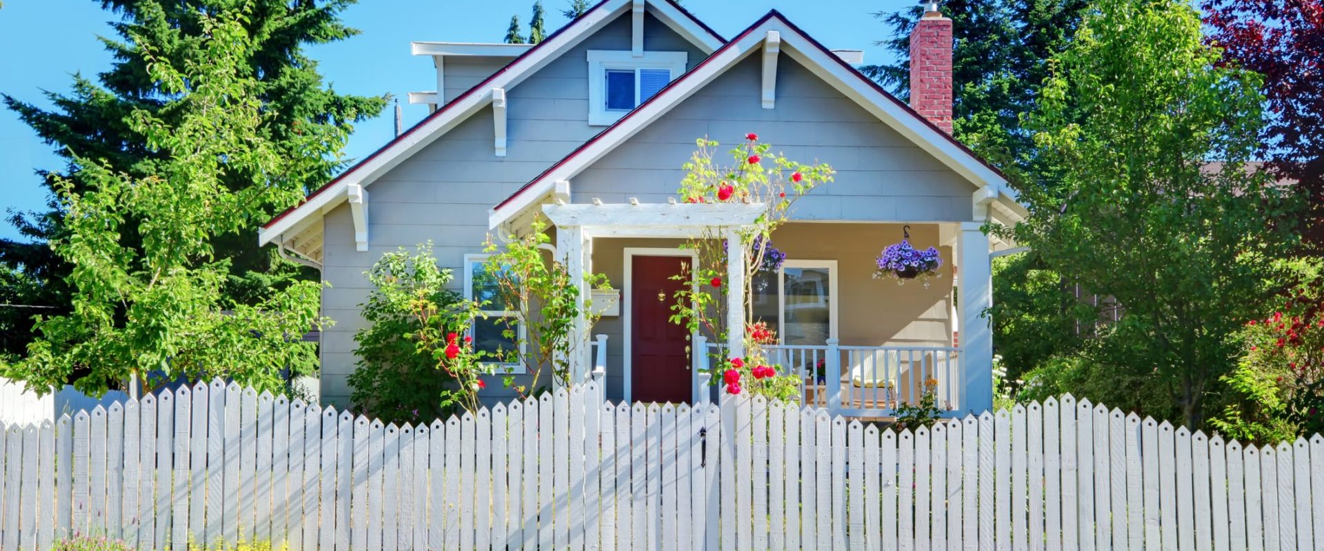 Locuințe în pericol: Românii cu case, obligați să demoleze. Explicații din Codul Civil